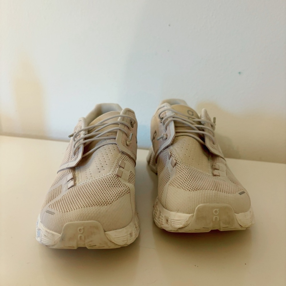 On Cloud - On Running Cloud 5 - Pearl/ White Sneakers Shoes - Picture 2 of 9